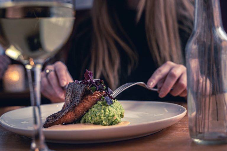 lax vemdalsskalet hovde vitt vin 768x512