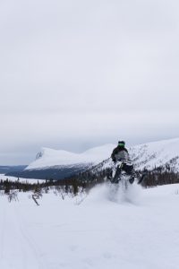 Skoteråkning i Borgafjäll på vintern